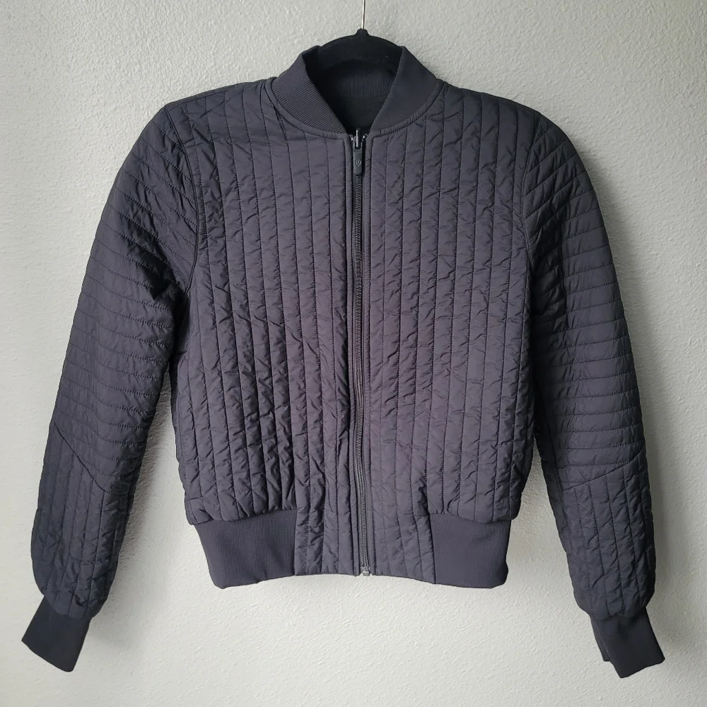 Lululemon Reversible Non-Stop Bomber Jacket LW4CBYS Size 2 In Black