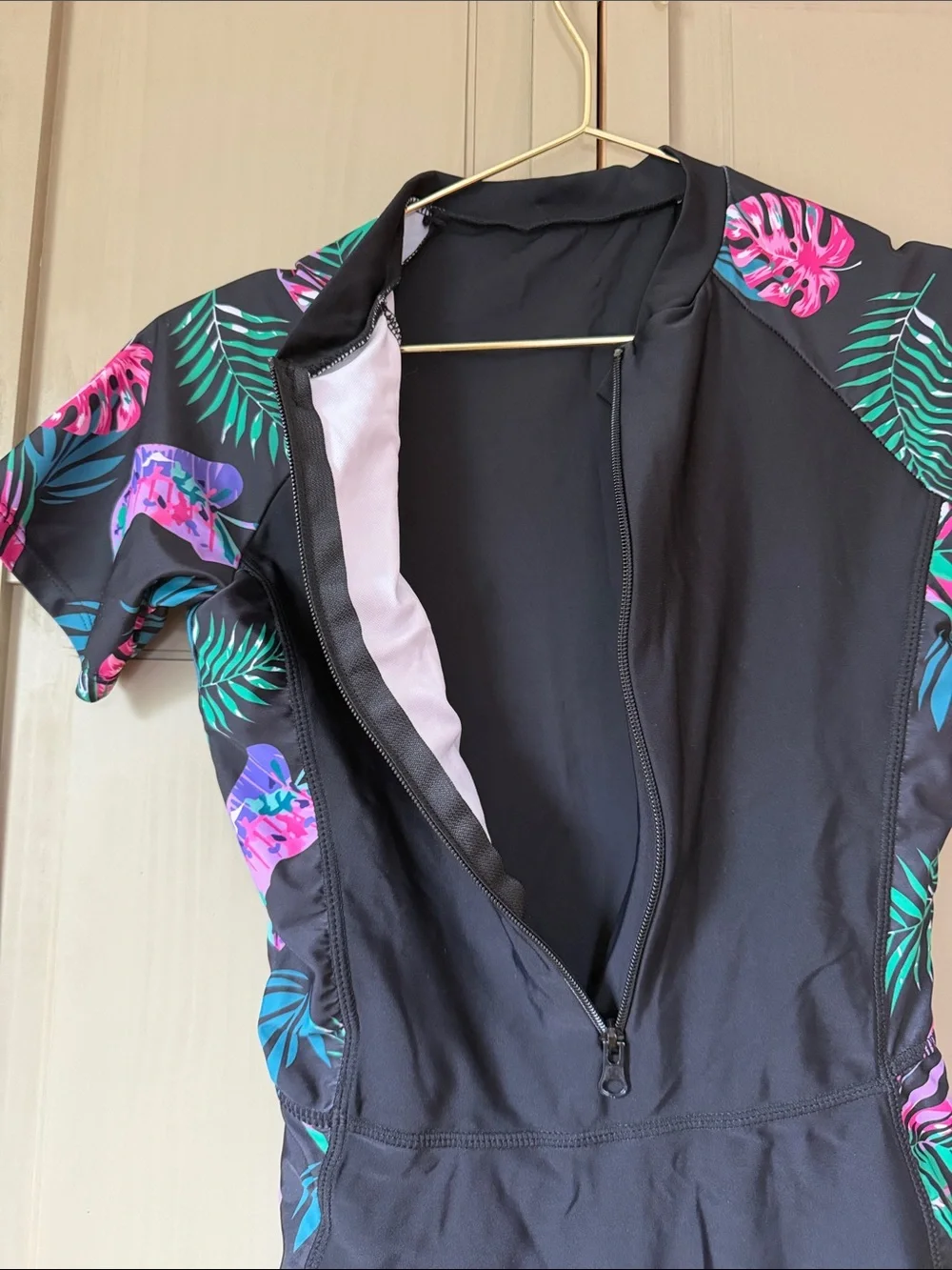N/A front zipper