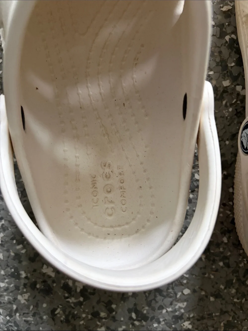 CROCS lightweight white