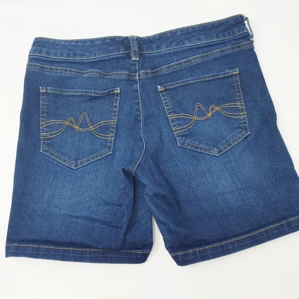 New York &‎ Company women 4 denim jeans shorts