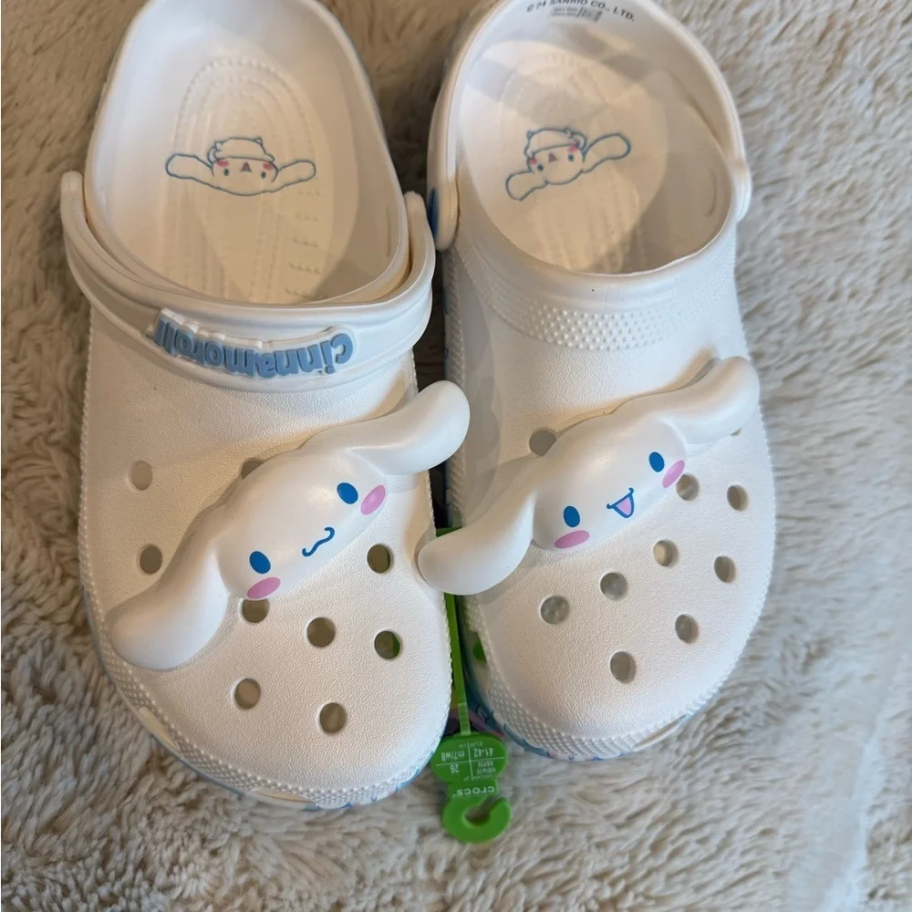 N/A crocs cinnamoroll