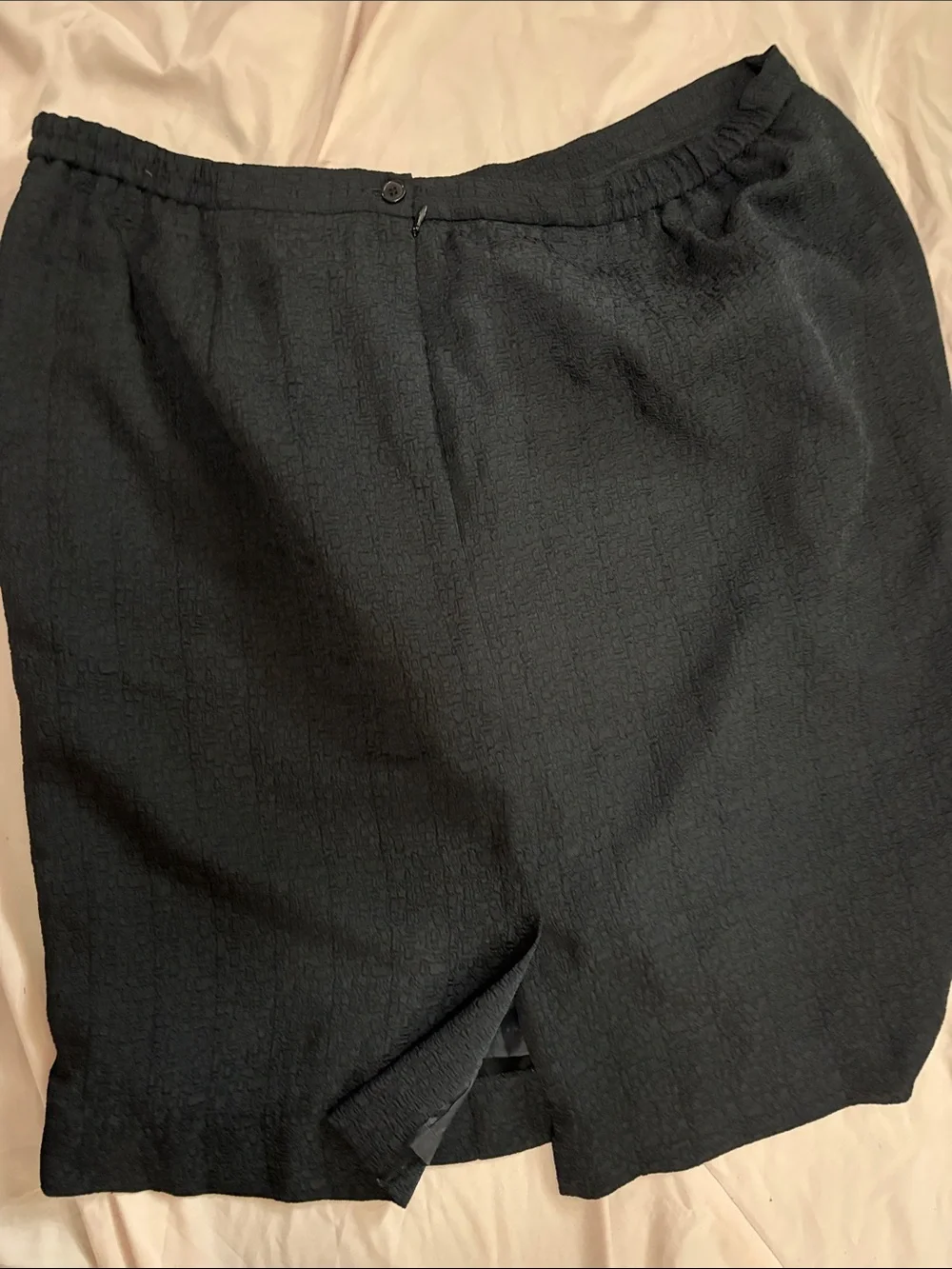 Stanley Blacker look texture skirt