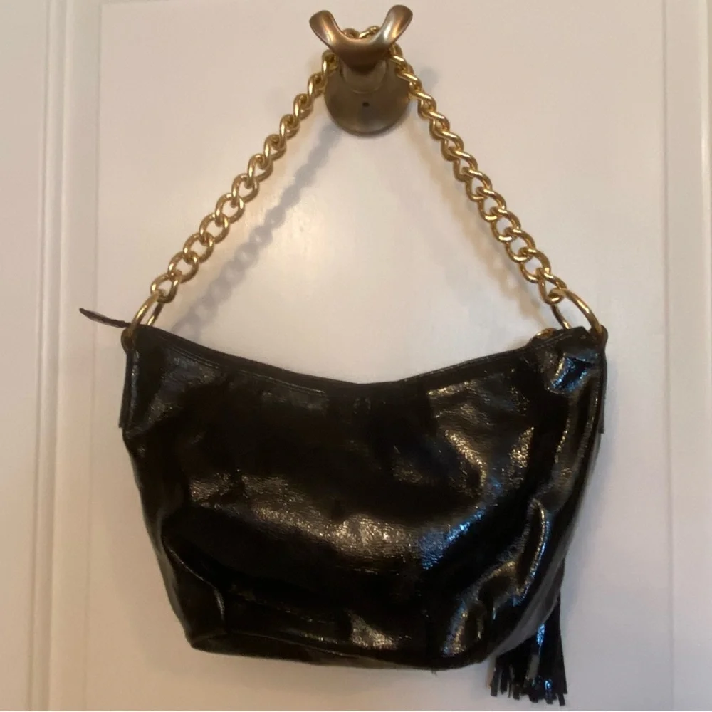 MAURIZIO TAIUTI BAG HOBO SHOULDER BLACK PATENT LEATHER ITALY GOLD CHAIN STRAP