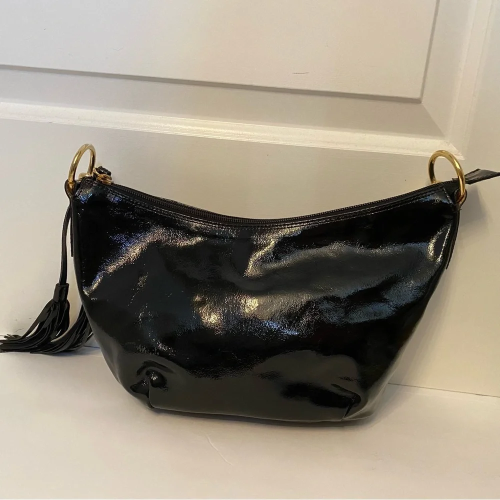 MAURIZIO TAIUTI BAG HOBO SHOULDER BLACK PATENT LEATHER ITALY GOLD CHAIN STRAP