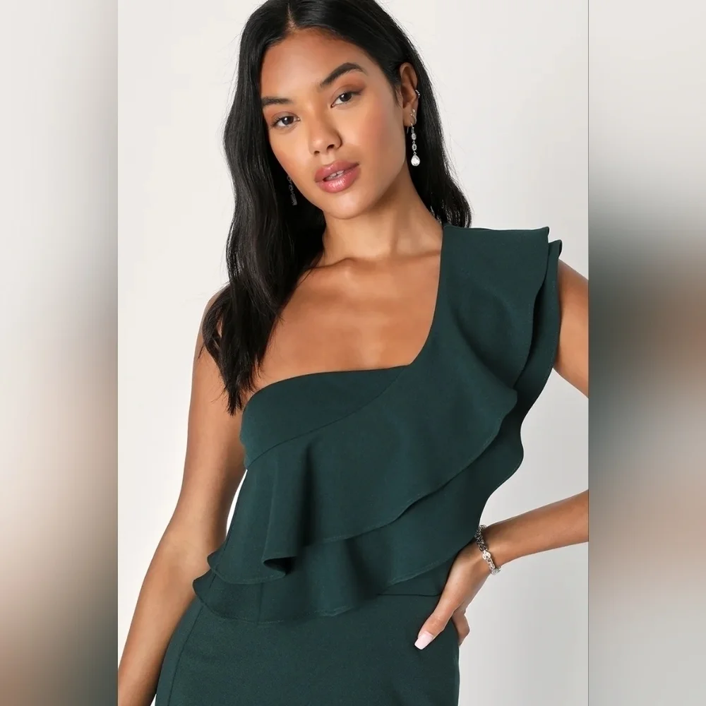 Lulus grand beauty