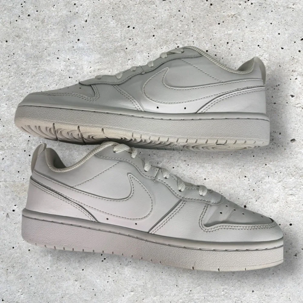 Nike gently used