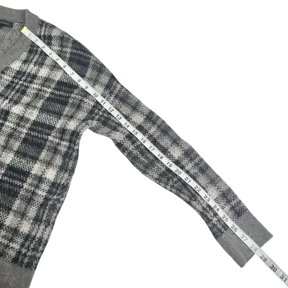 Banana Republic | Women | Plaid Wool Mohair Blend Boxy V-Neck Sweater | Medium