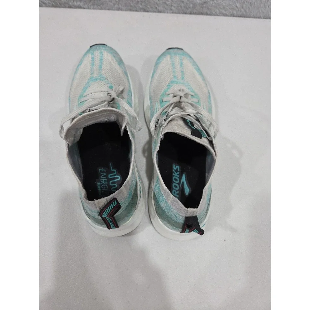 Brooks bedlam women