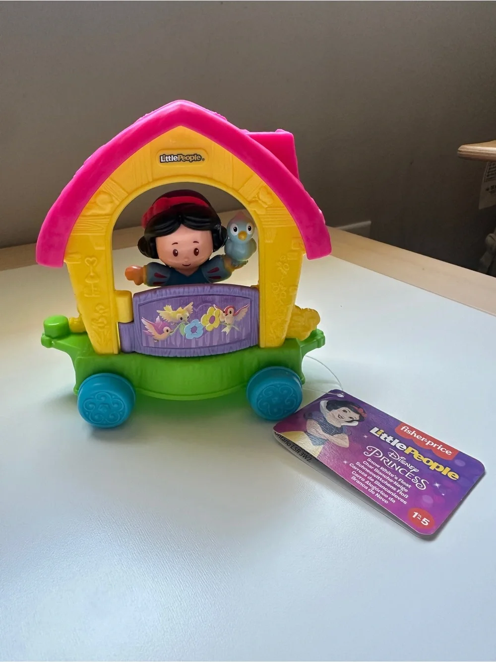 Fisher-Price Little People Disney Princess Snow White Parade Float