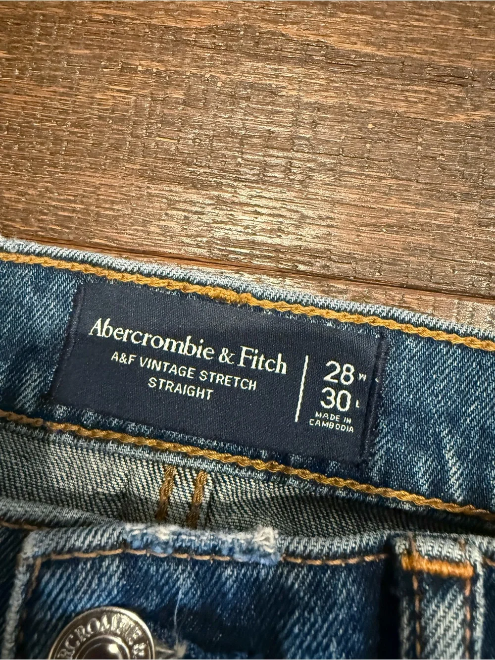 Abercrombie & Fitch Men's Vintage Stretch Straight-Leg Jeans - size 28W x 30L