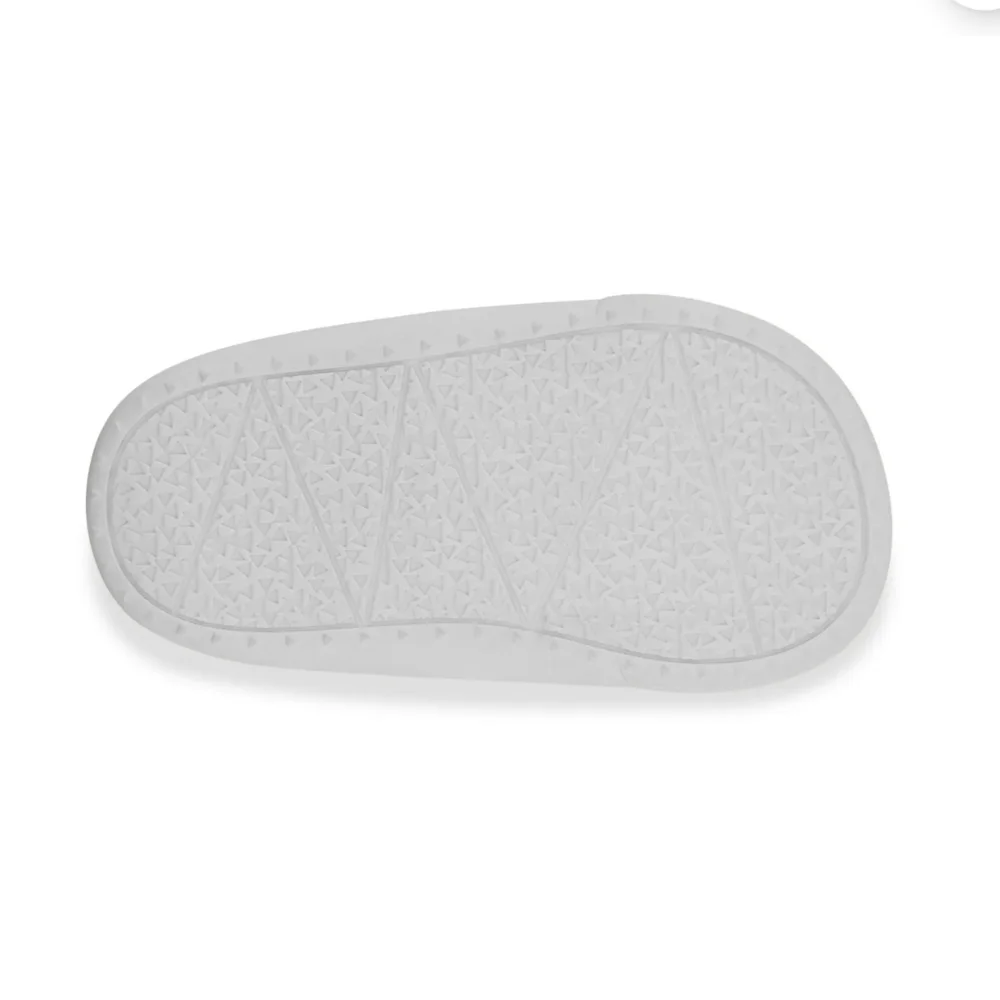 Stride Rite description sleek ideal