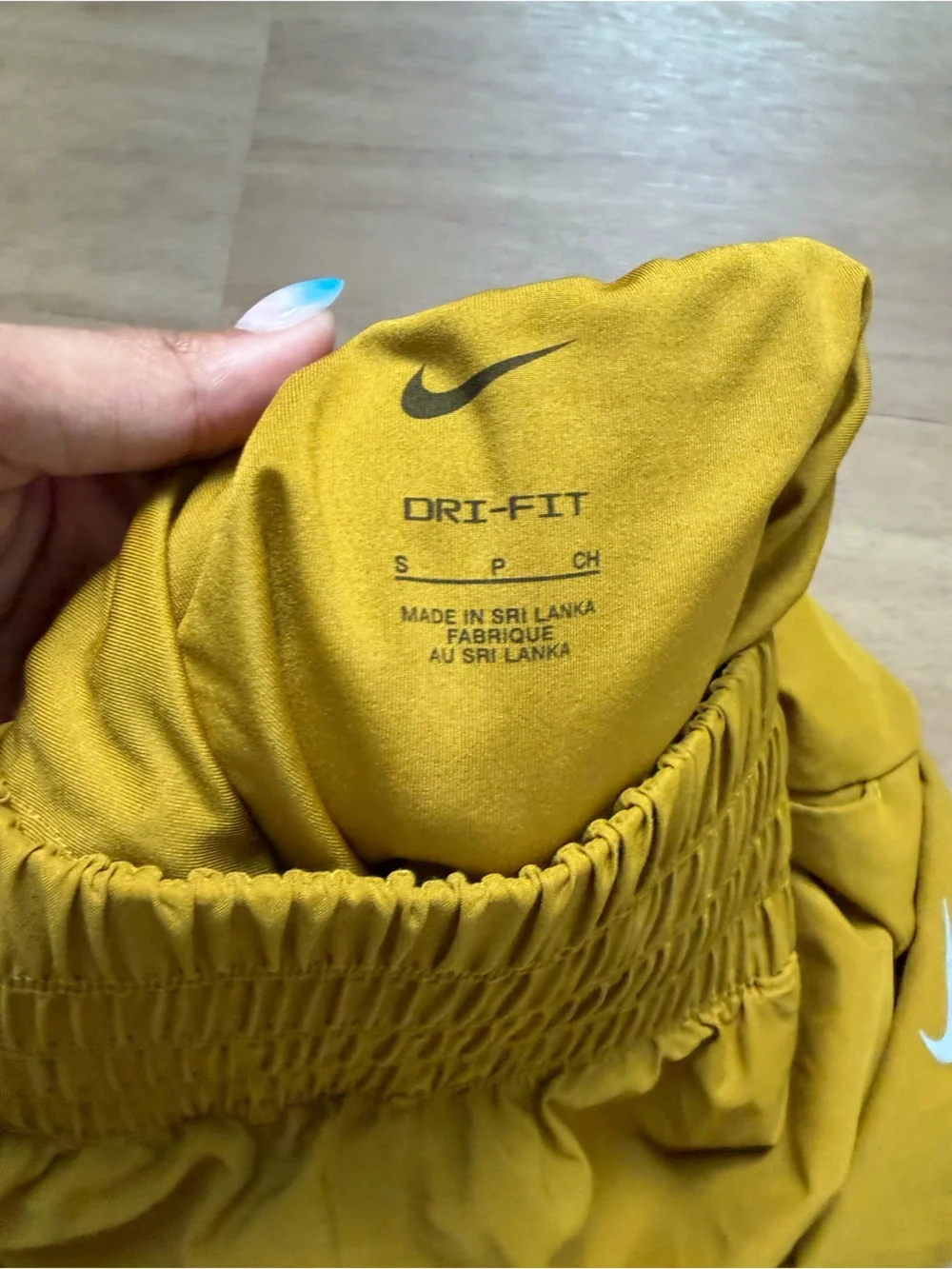 Nike smocked high