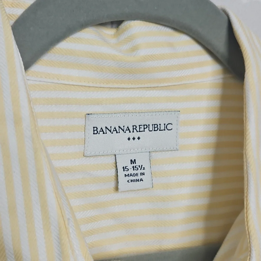 Banana Republic brand banana