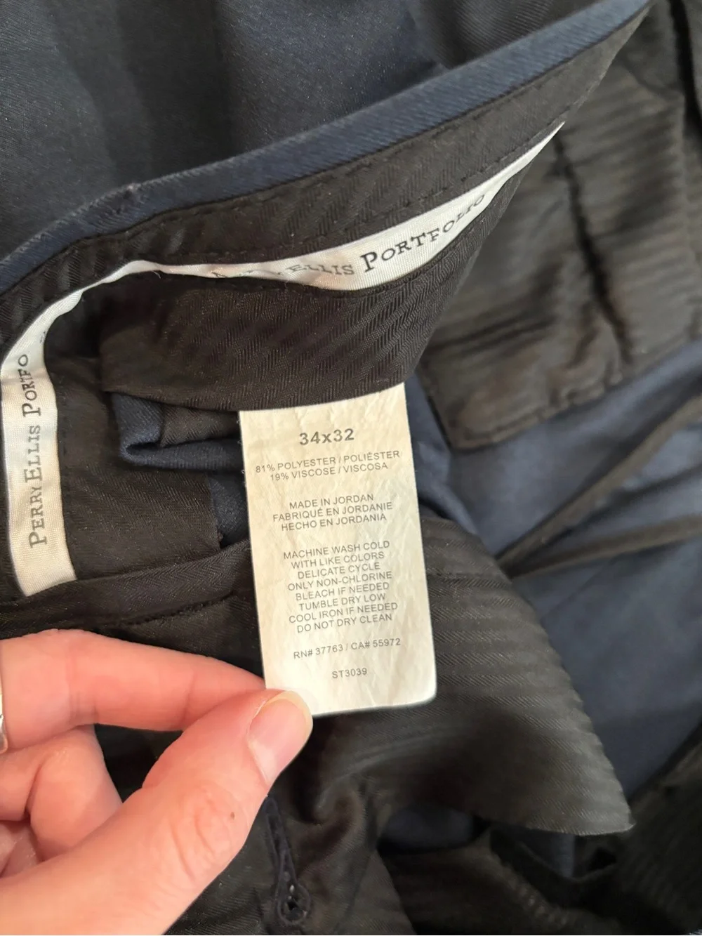 Perry Ellis perry ellis
