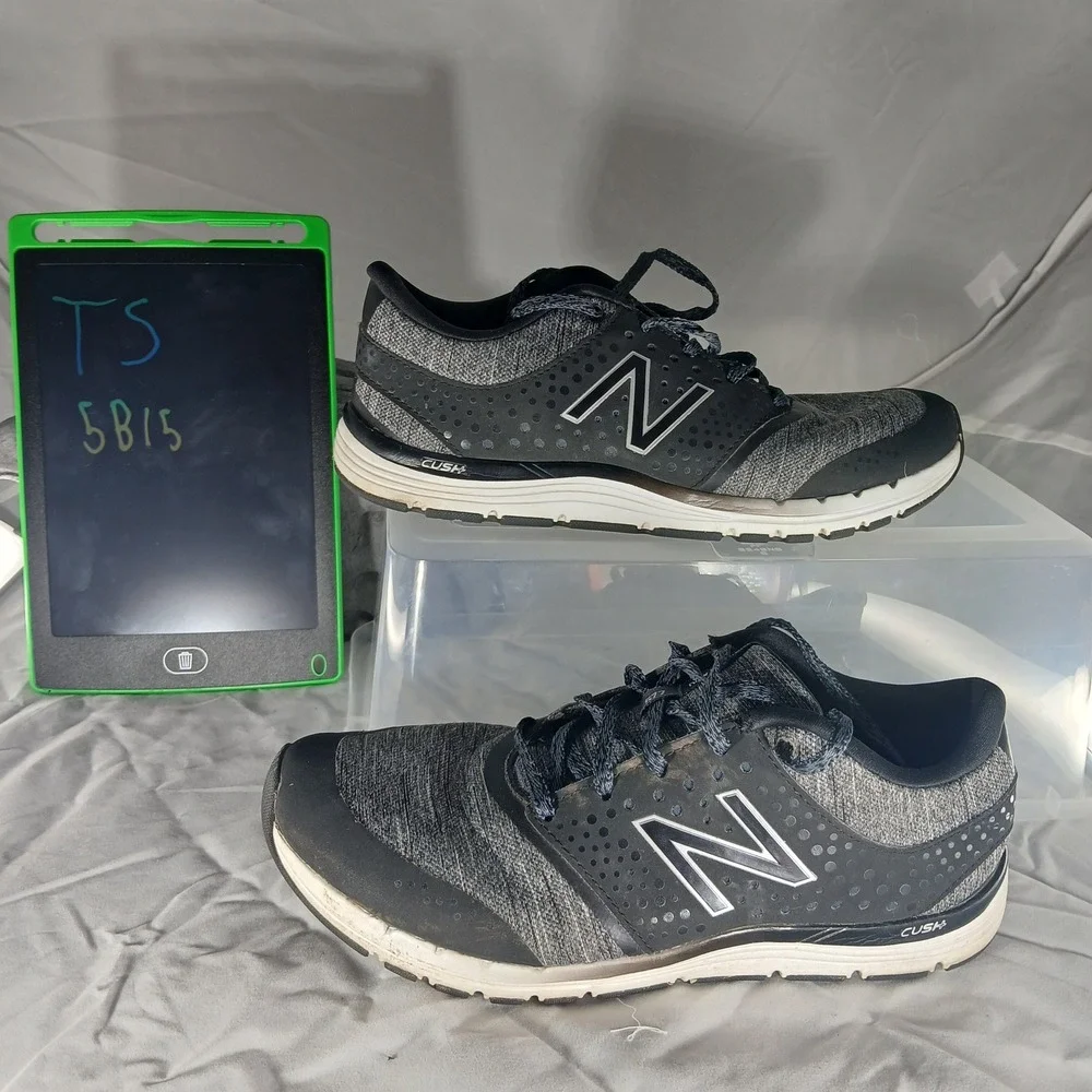 New Balance 577 v4 Cush+ Running Shoes Womens Size‎ 8 Gray Black Athletic