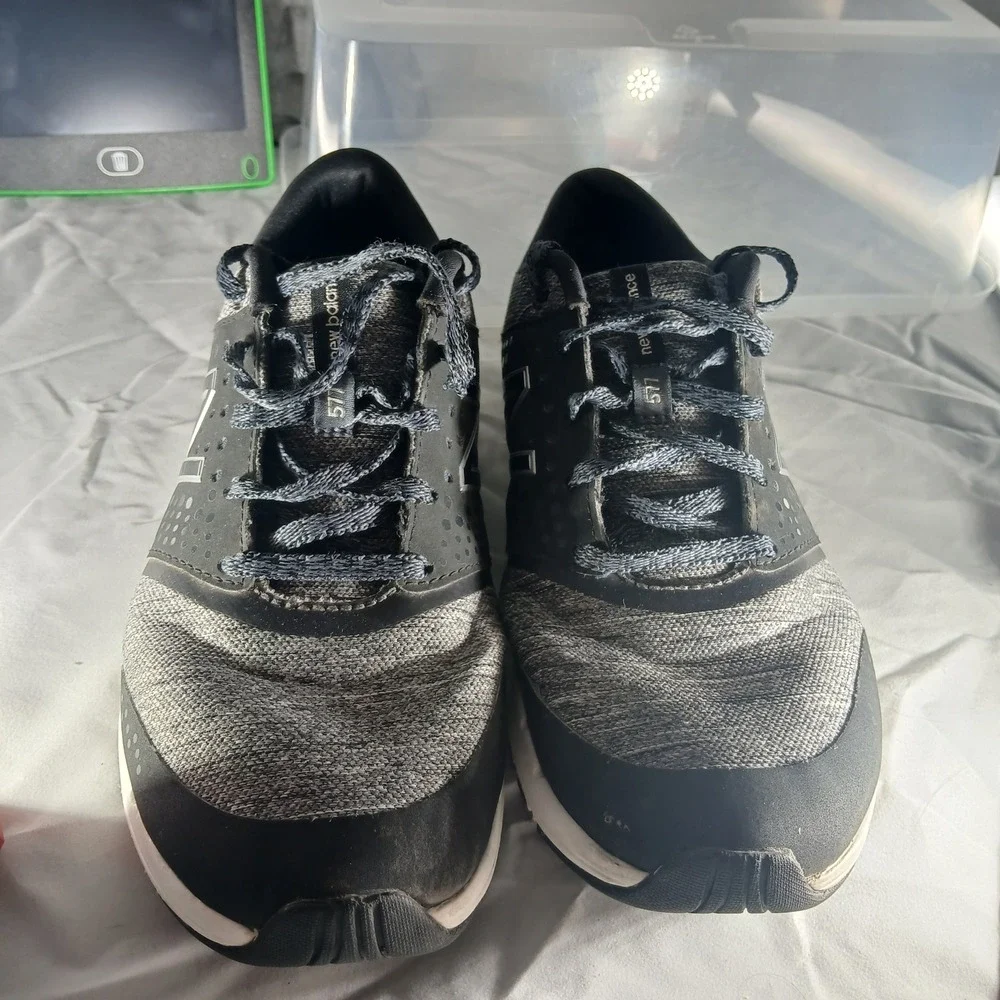 New Balance 577 v4 Cush+ Running Shoes Womens Size‎ 8 Gray Black Athletic