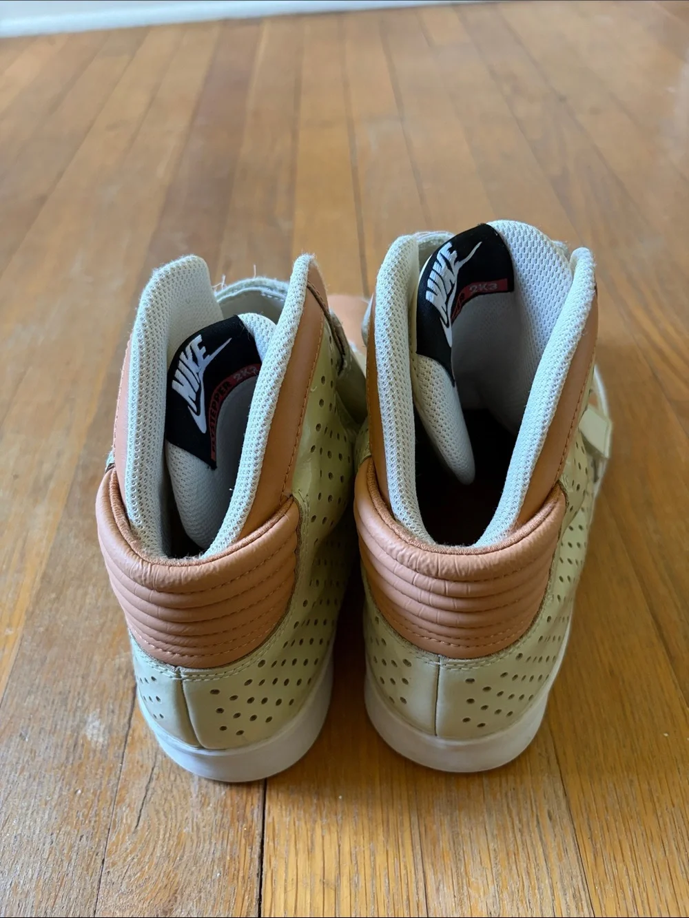 Nike high top