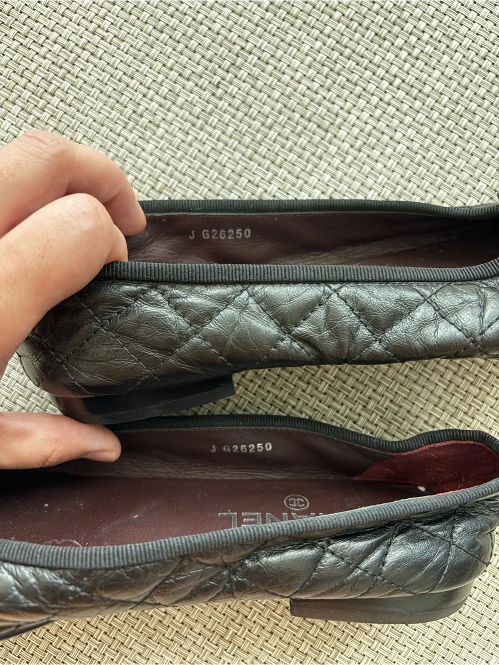 CHANEL Black Quilted Leather CC Logo Ballet Flats