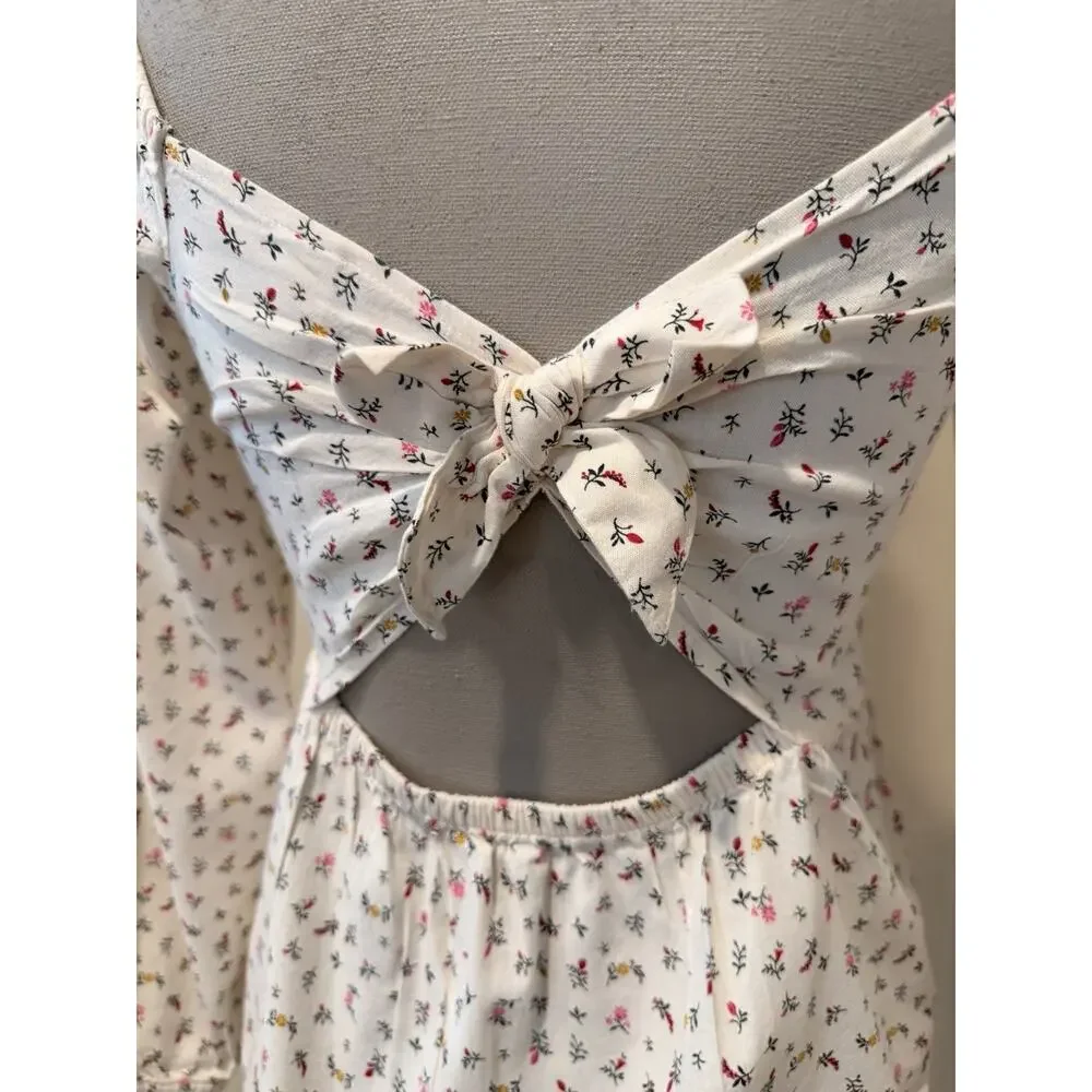 Old Navy Women’s Cottagecore Floral Smocked Peplum Top – Size XL (14-16)