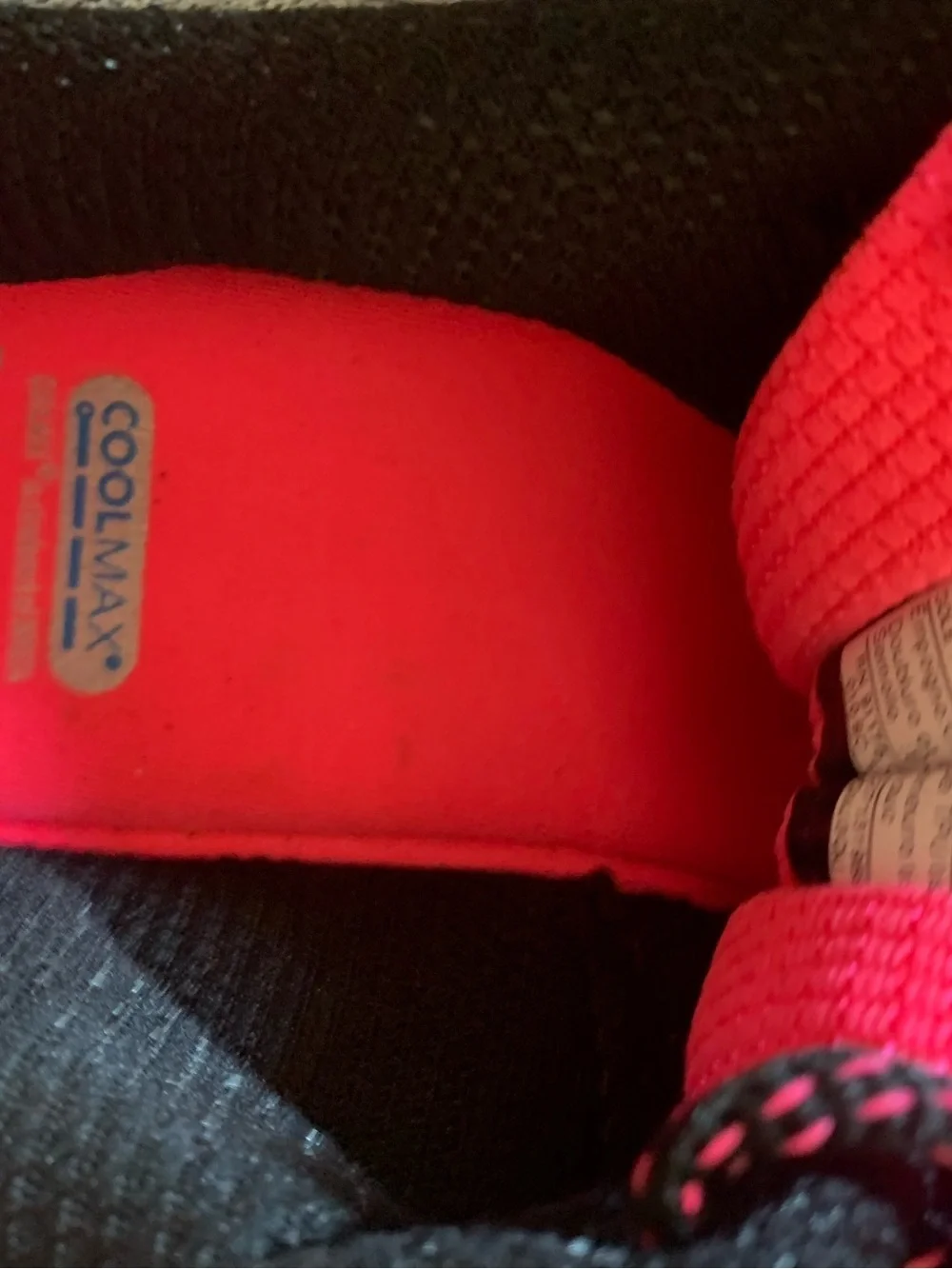 Fila bold cushioned