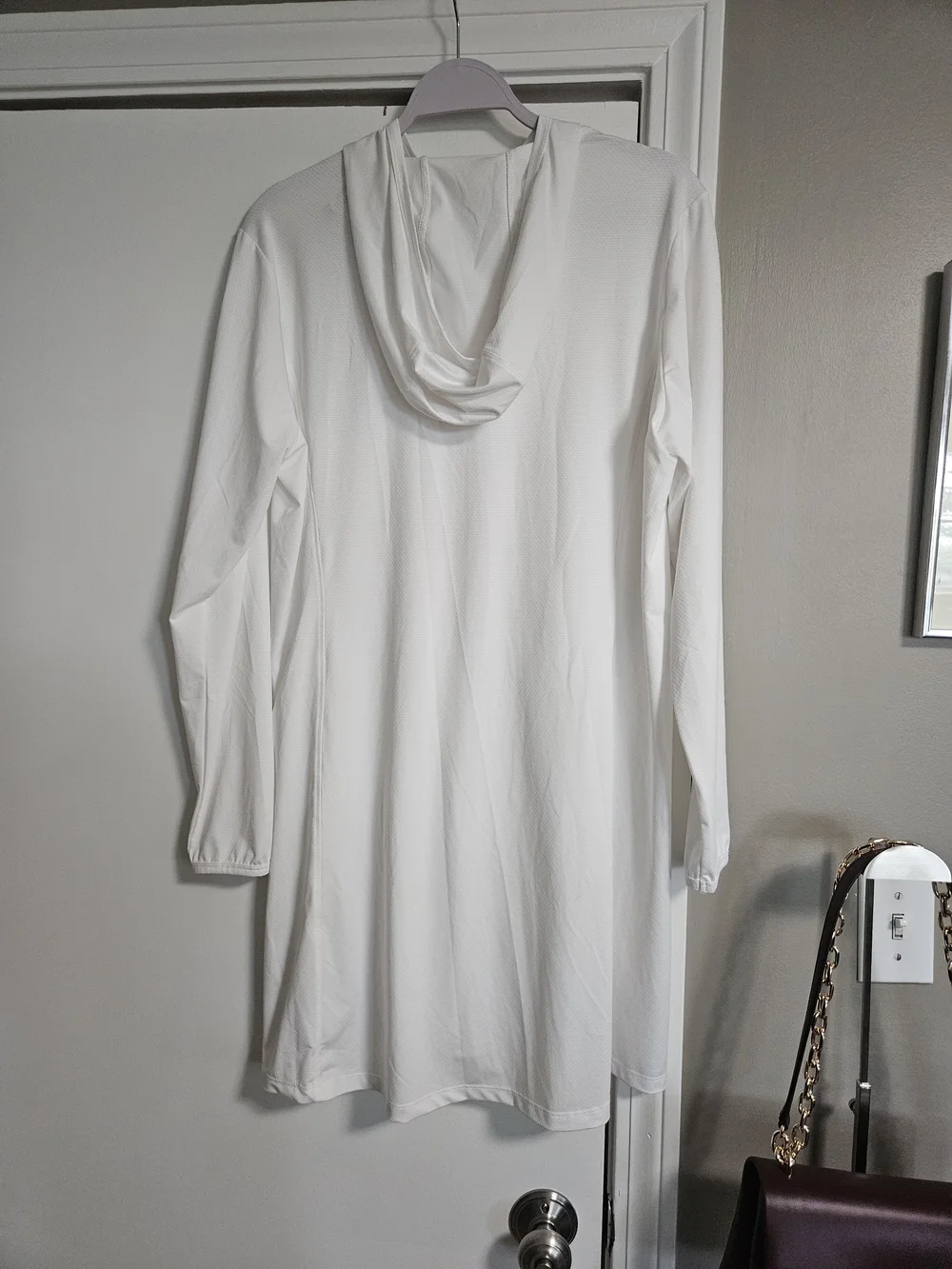 Baleaf lightweight white