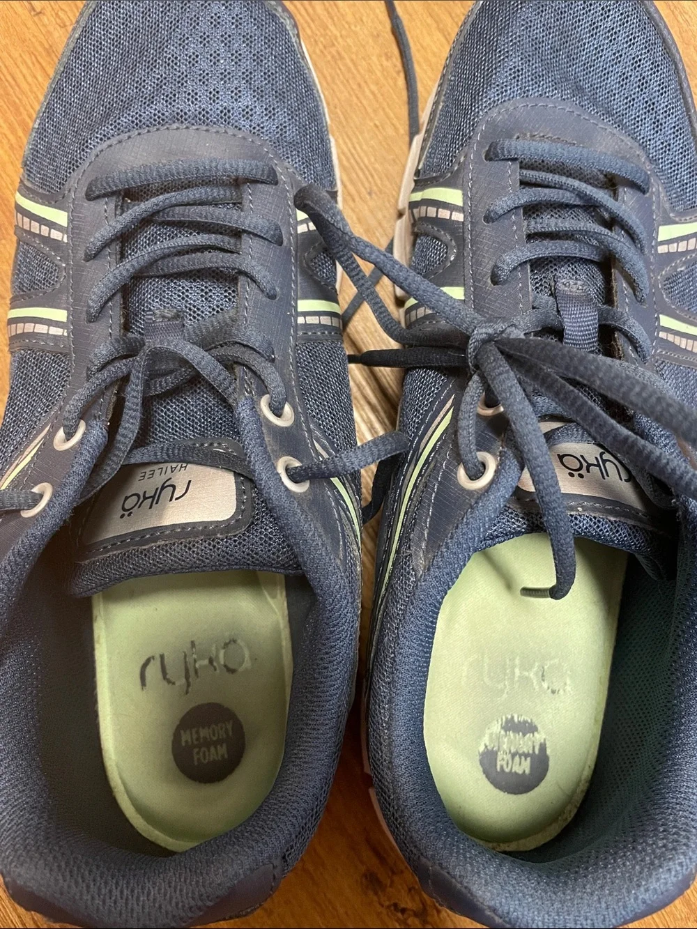 Ryka breathable green