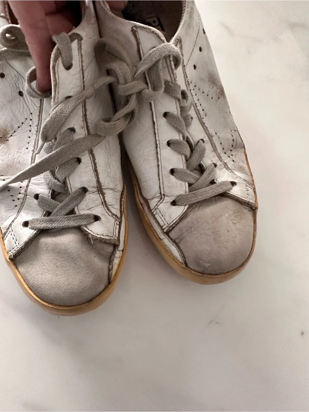 GOLDEN GOOSE SUPERSTAR White Leather w/light grey back size 37