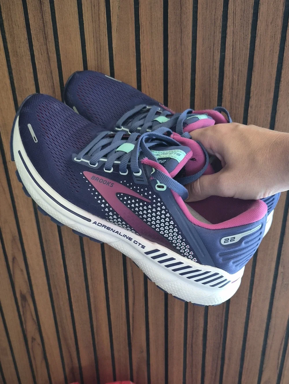 Brooks wear or