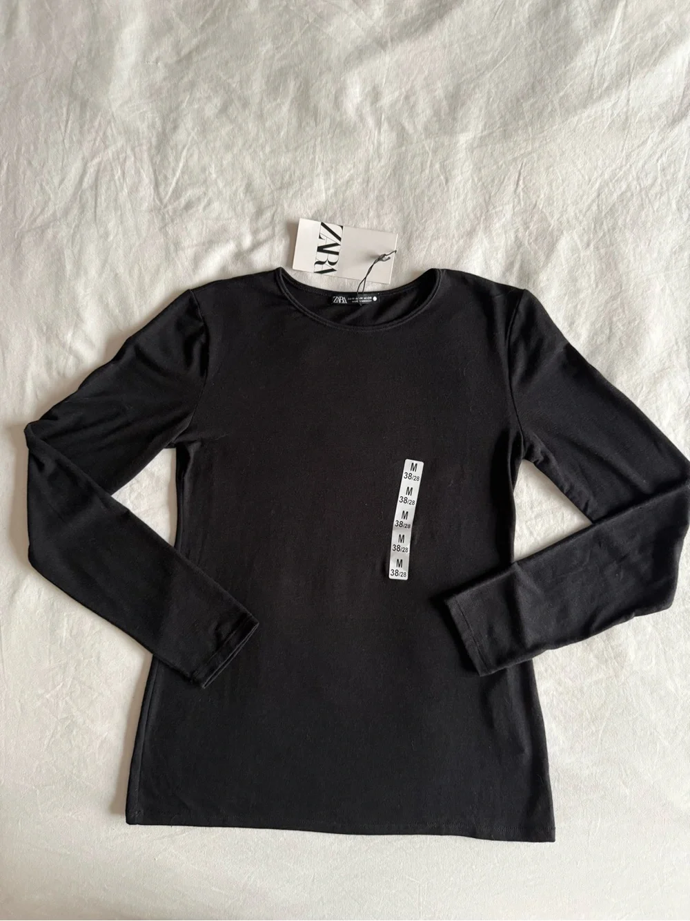 NWT Zara Basic Black Long Sleeve Top Tee Size M