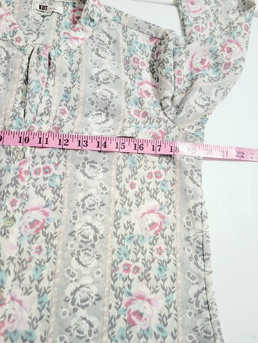 Kut from the Kloth Floral Stripe Blouse in Ivory, Pink, Gray