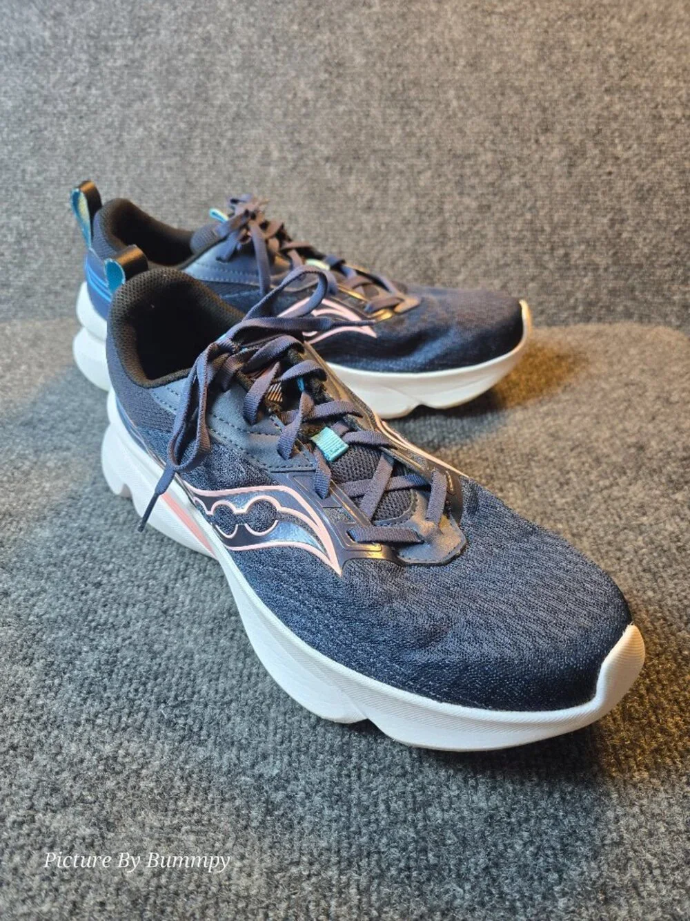 N/A saucony women