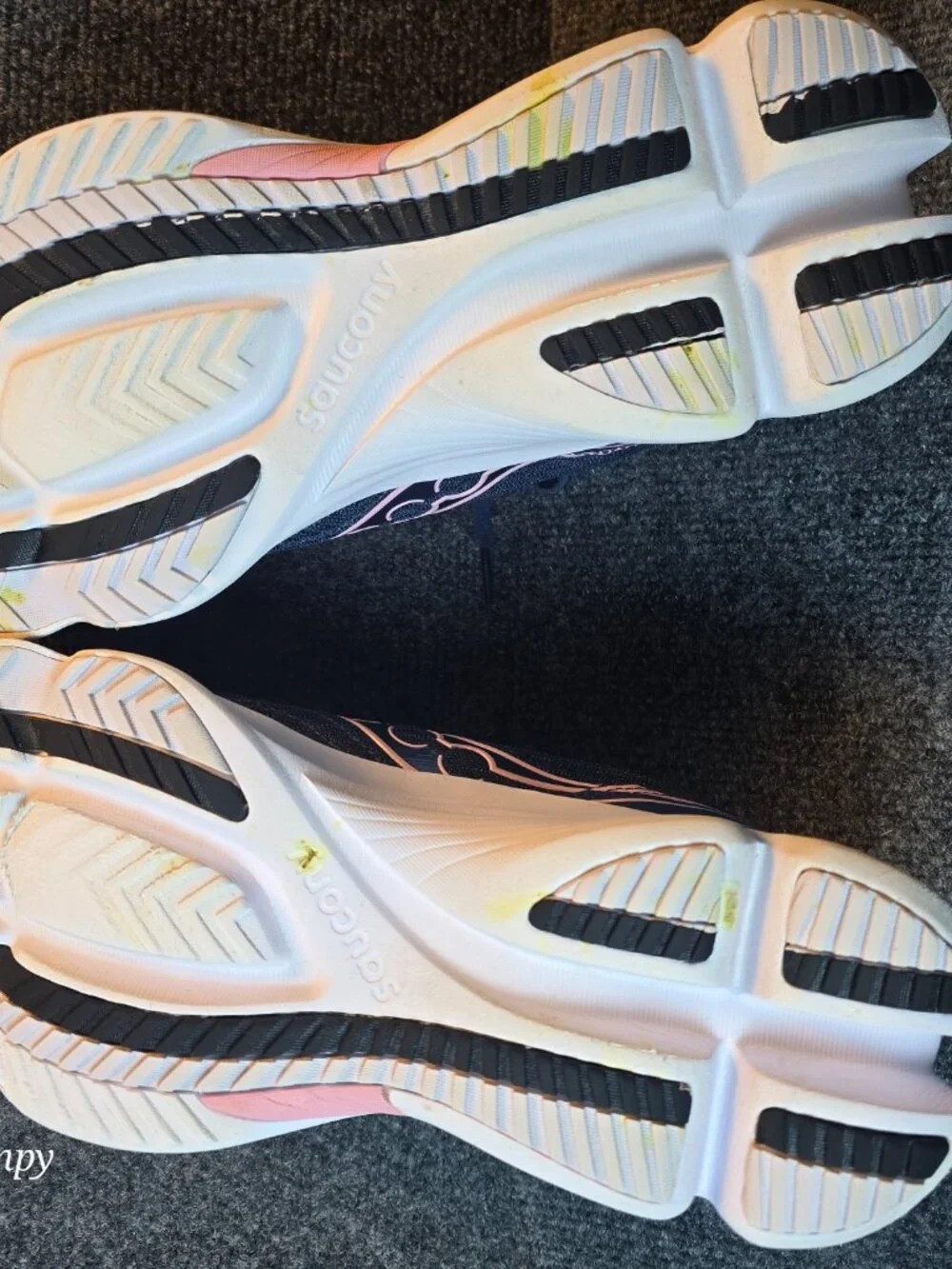 N/A saucony women