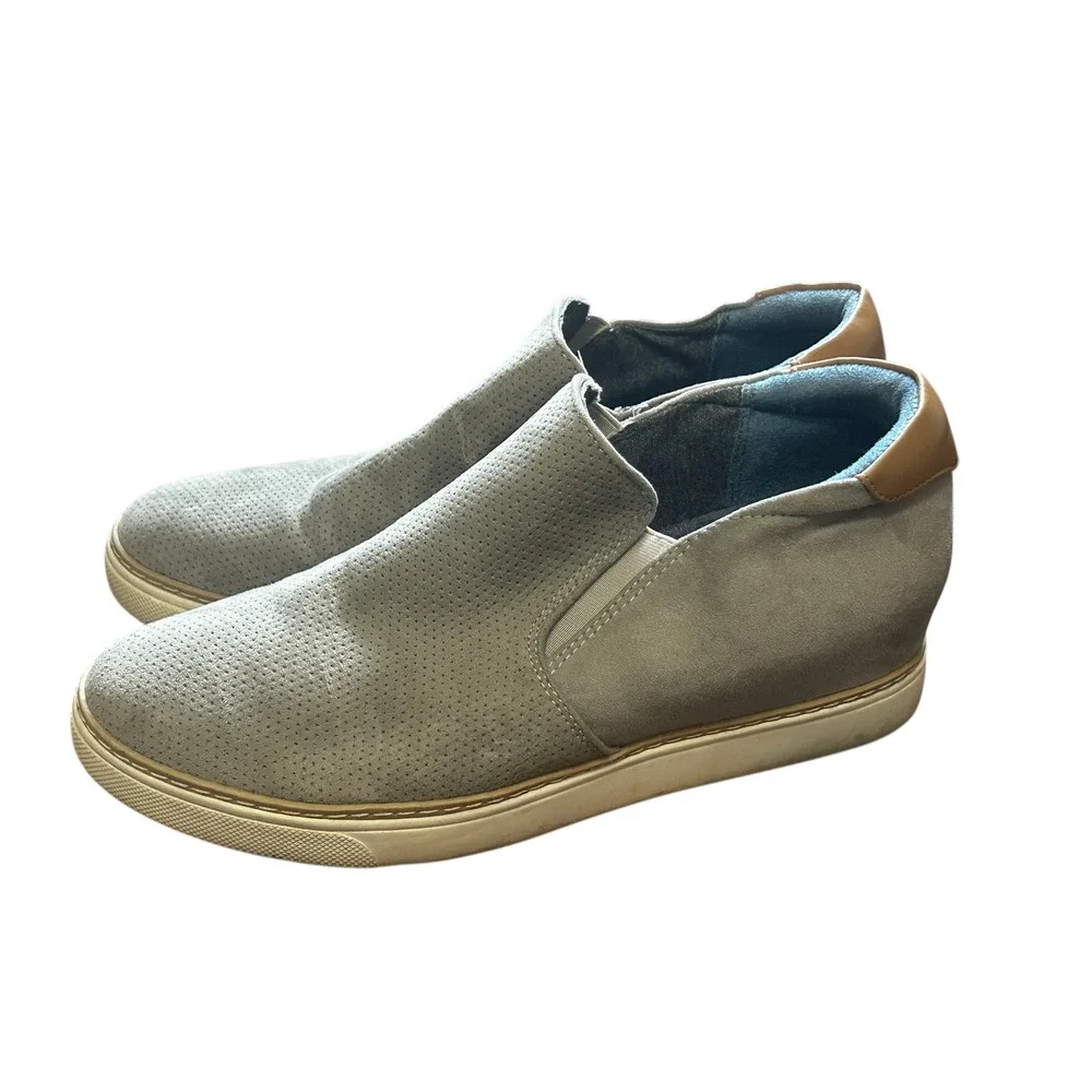 Dr. Scholls step into
