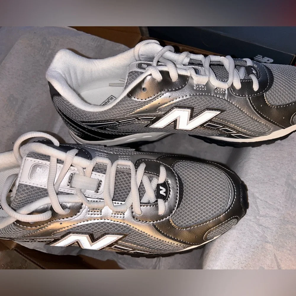 New Balance lightweight new