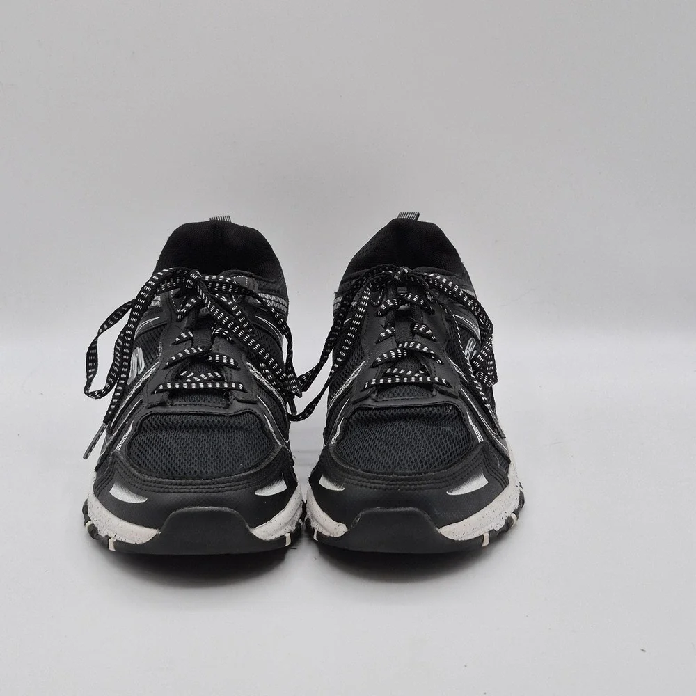 Skechers brand style