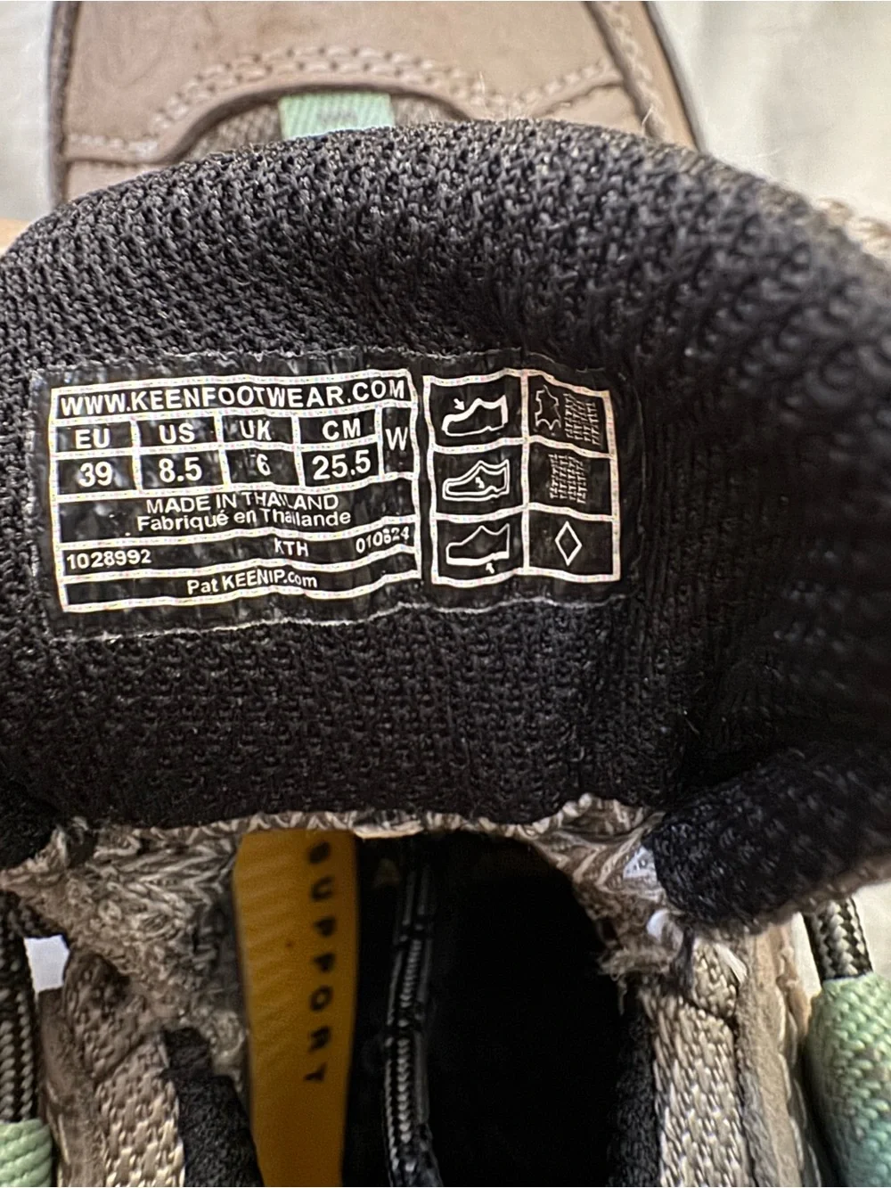 Keen hiking shoes