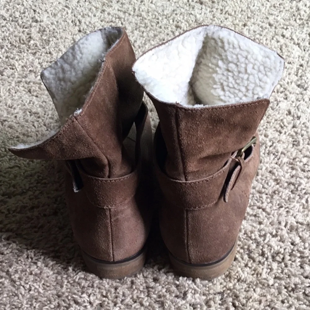 MIA Suede Ankle Boot Size 8 Light Brown Boho Sherpa Lined Fold Over