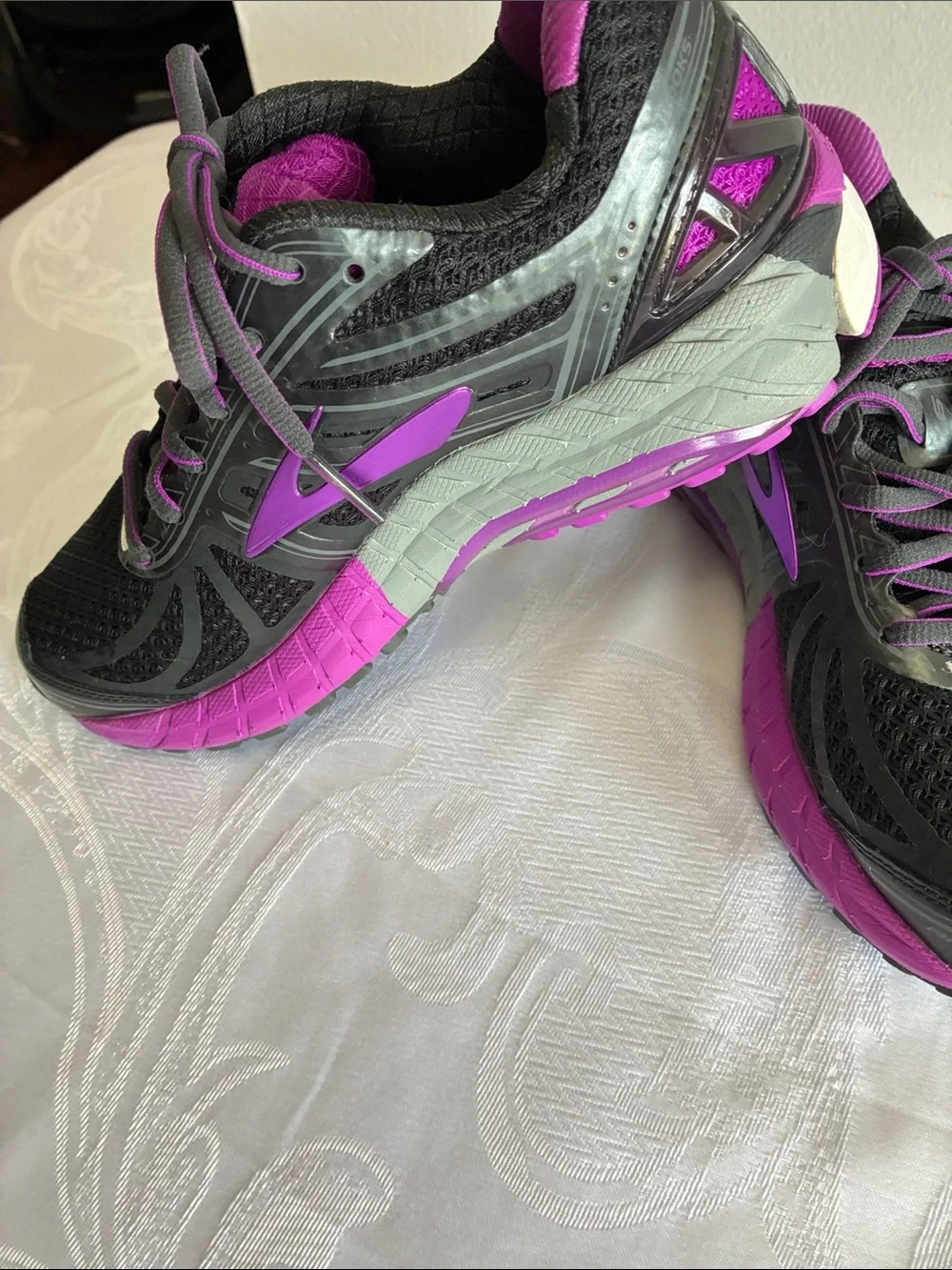 Brooks supportive running