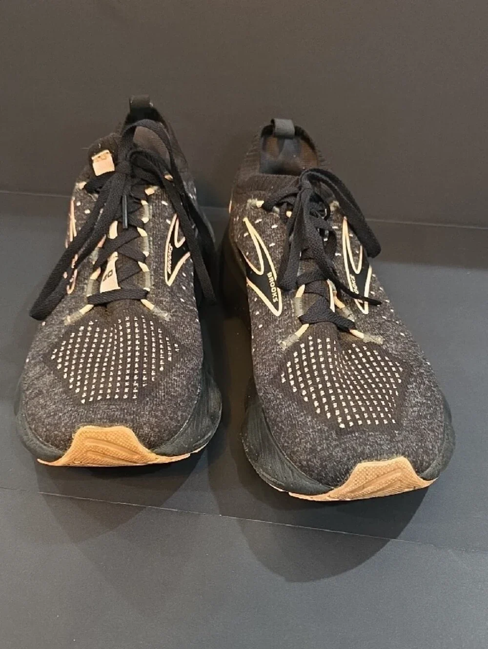 Brooks great knit