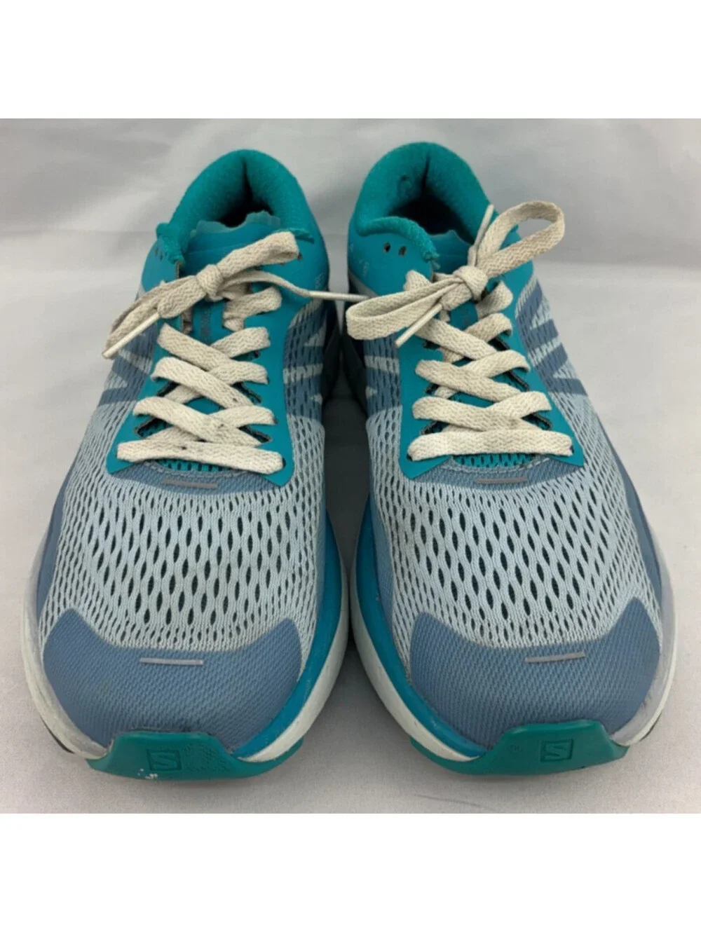 Salomon size 11