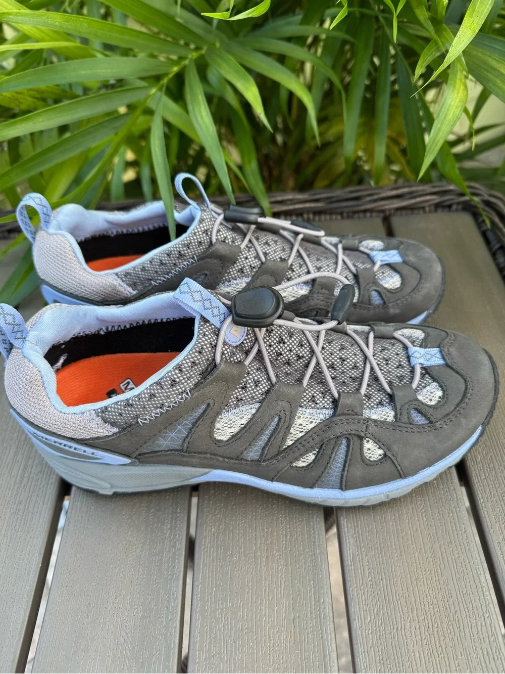 Merrell Avian Light Stretch Dark Shadow Women’s Size 7 NWOT