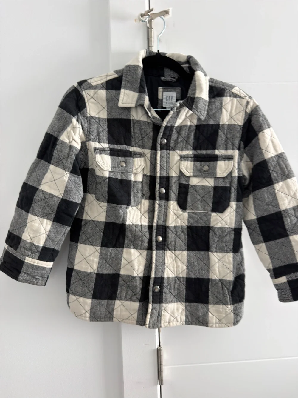 GAP quilted snap