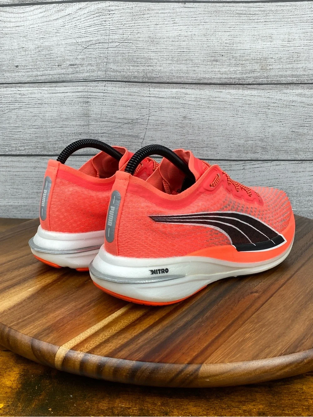 Puma $10 coral sign