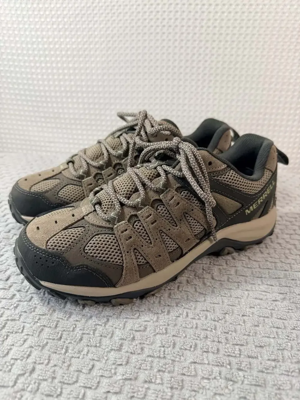 Merrell Accentor 3 Women's Hiking Shoes  Sz 7.5