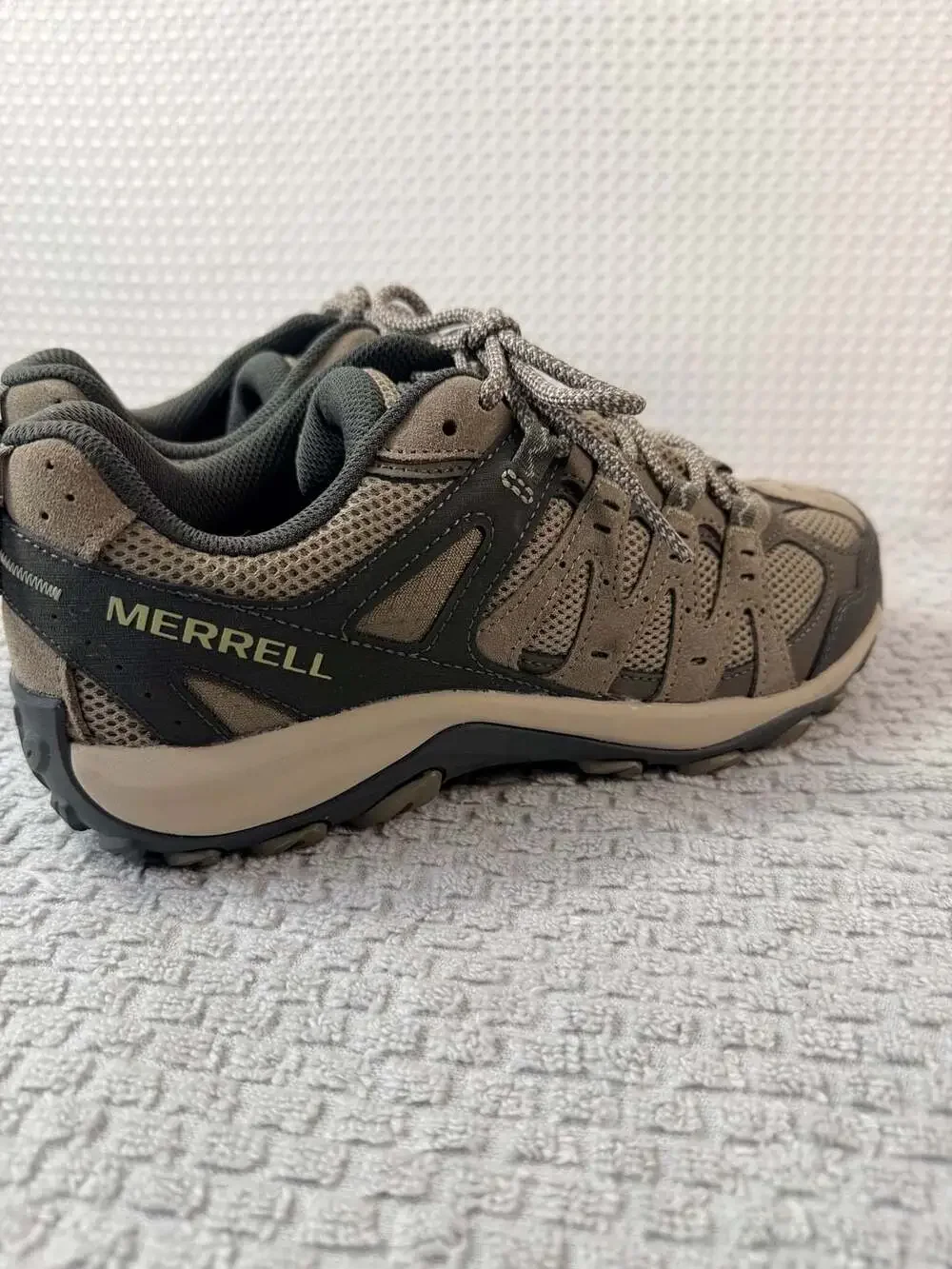 Merrell Accentor 3 Women's Hiking Shoes  Sz 7.5