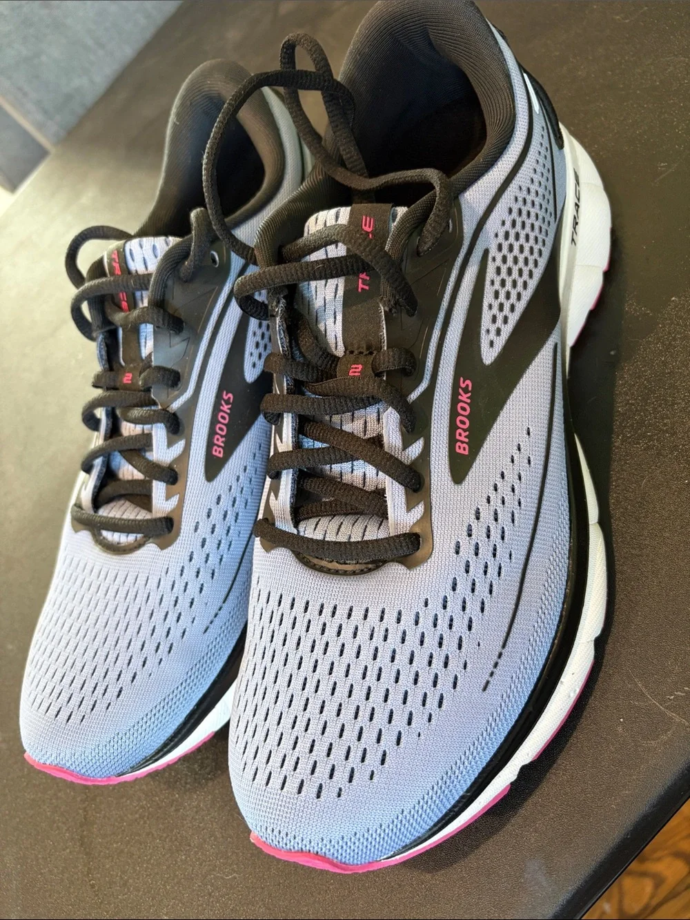 Brooks Trace 2 Women size 9— Light Gray/purple and Pink Brand New