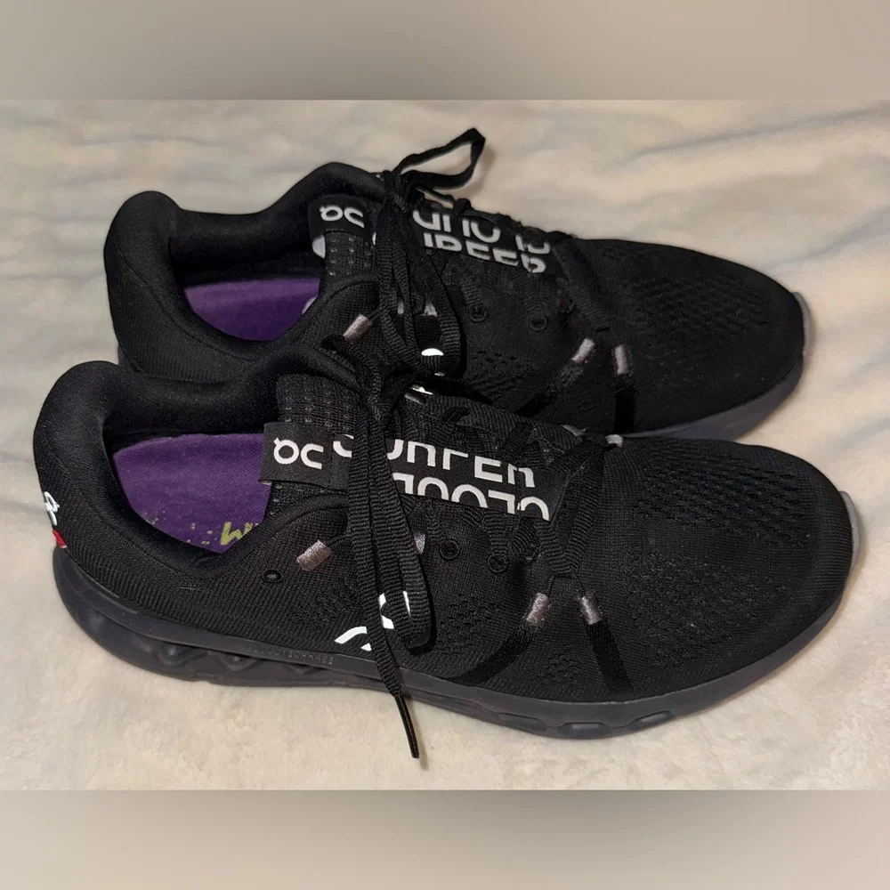 ON RUNNING Cloud Surfer Tennis Shoe in All Black Size 11