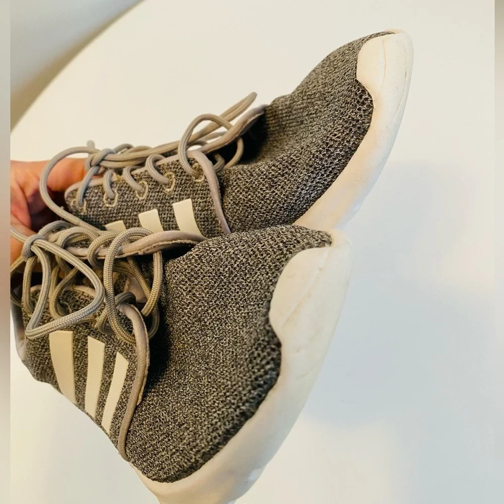 Adidas Womens Size 7 Cloudfoam Athletic Shoes Gray QT Racer Running Sneakers