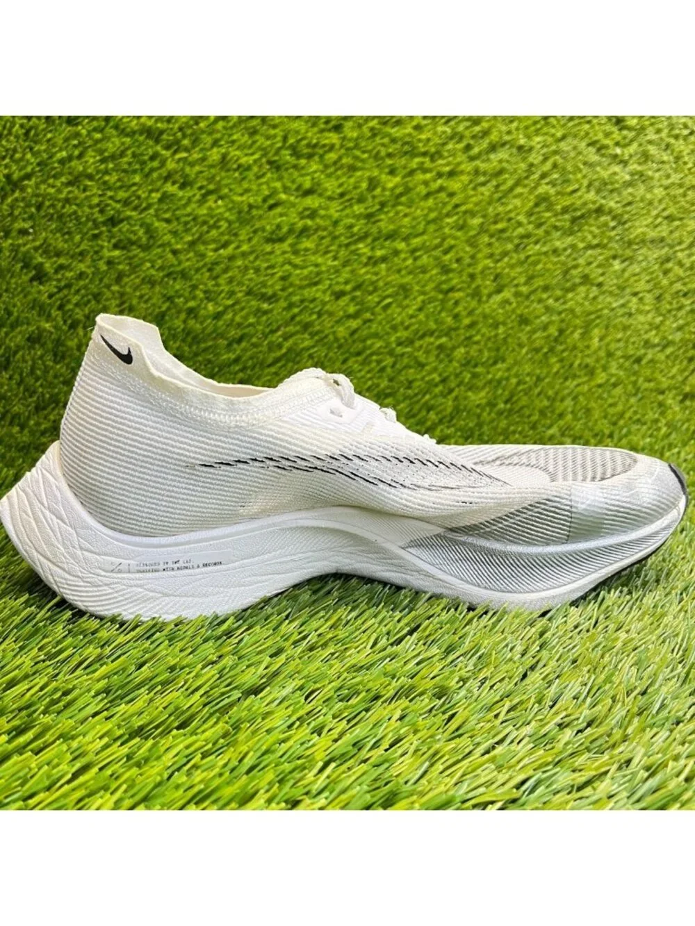 Nike ZoomX Vaporfly Next% 2 Womens Size 8 White Black Running Shoes Sneakers
