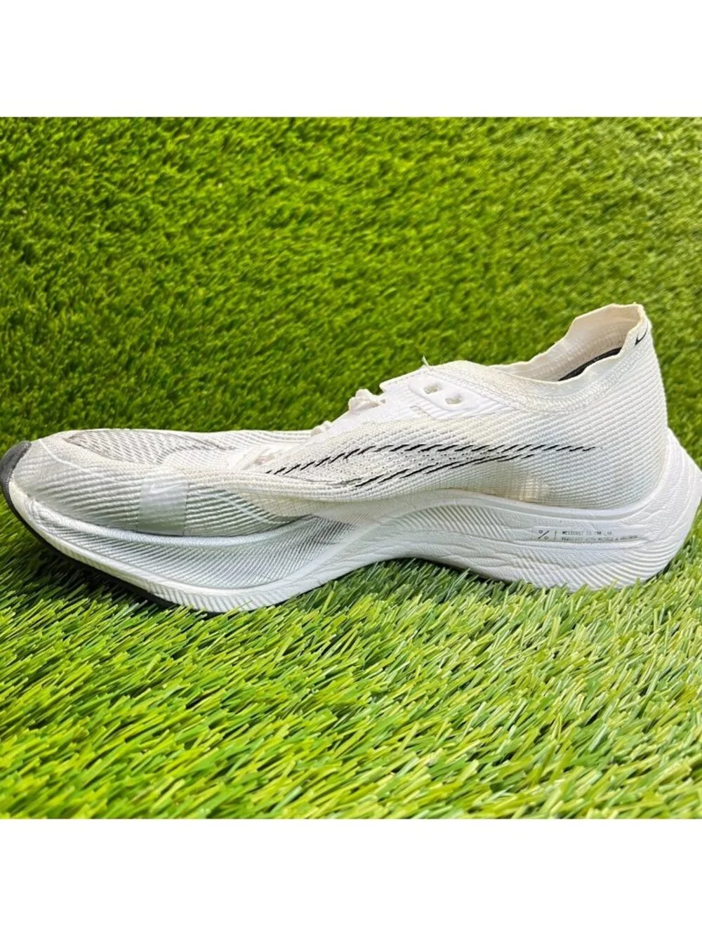 Nike ZoomX Vaporfly Next% 2 Womens Size 8 White Black Running Shoes Sneakers